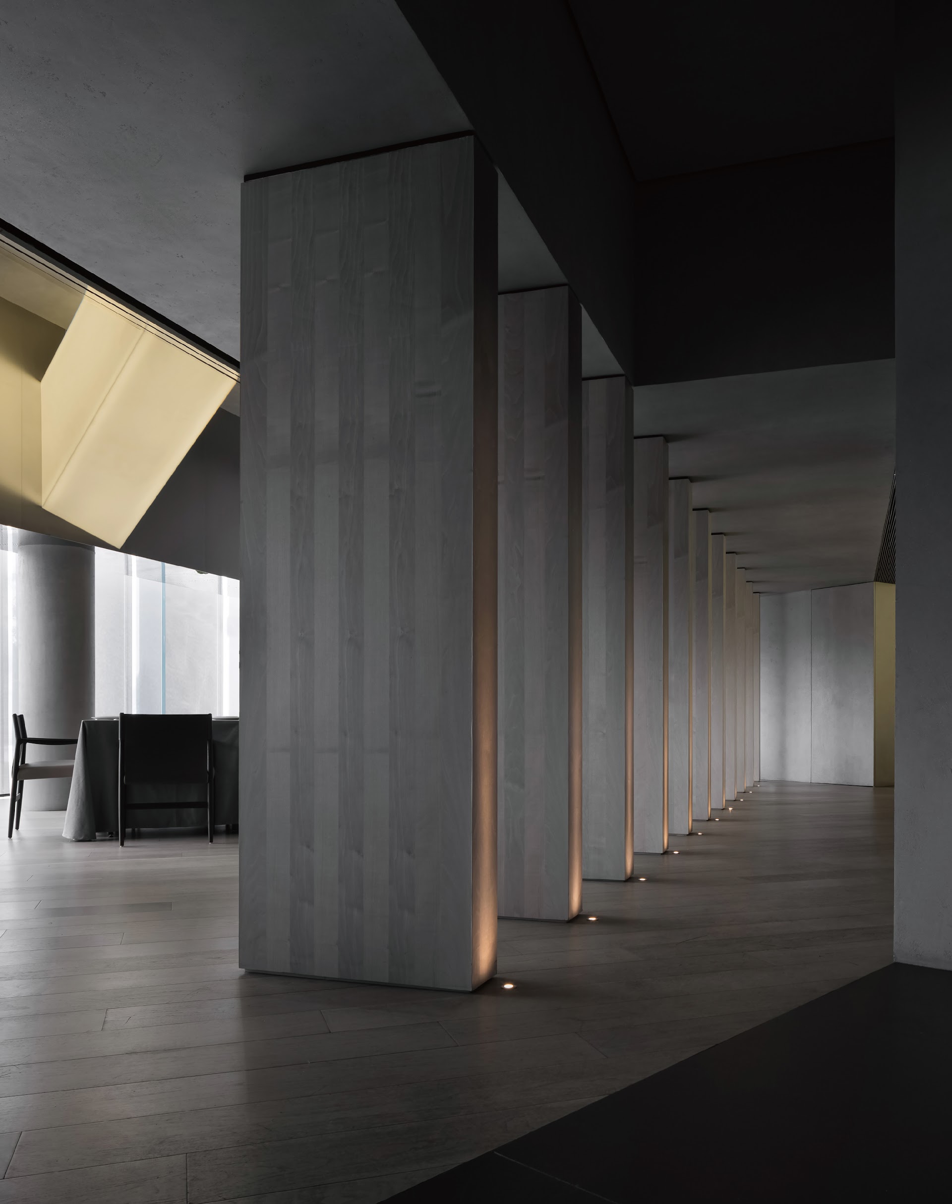 Moorgen Ruby In-Ground architectural light — scene view