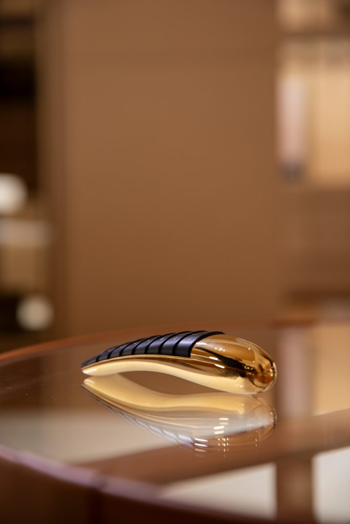 Moorgen M50 remote control — Multi-Button Remote